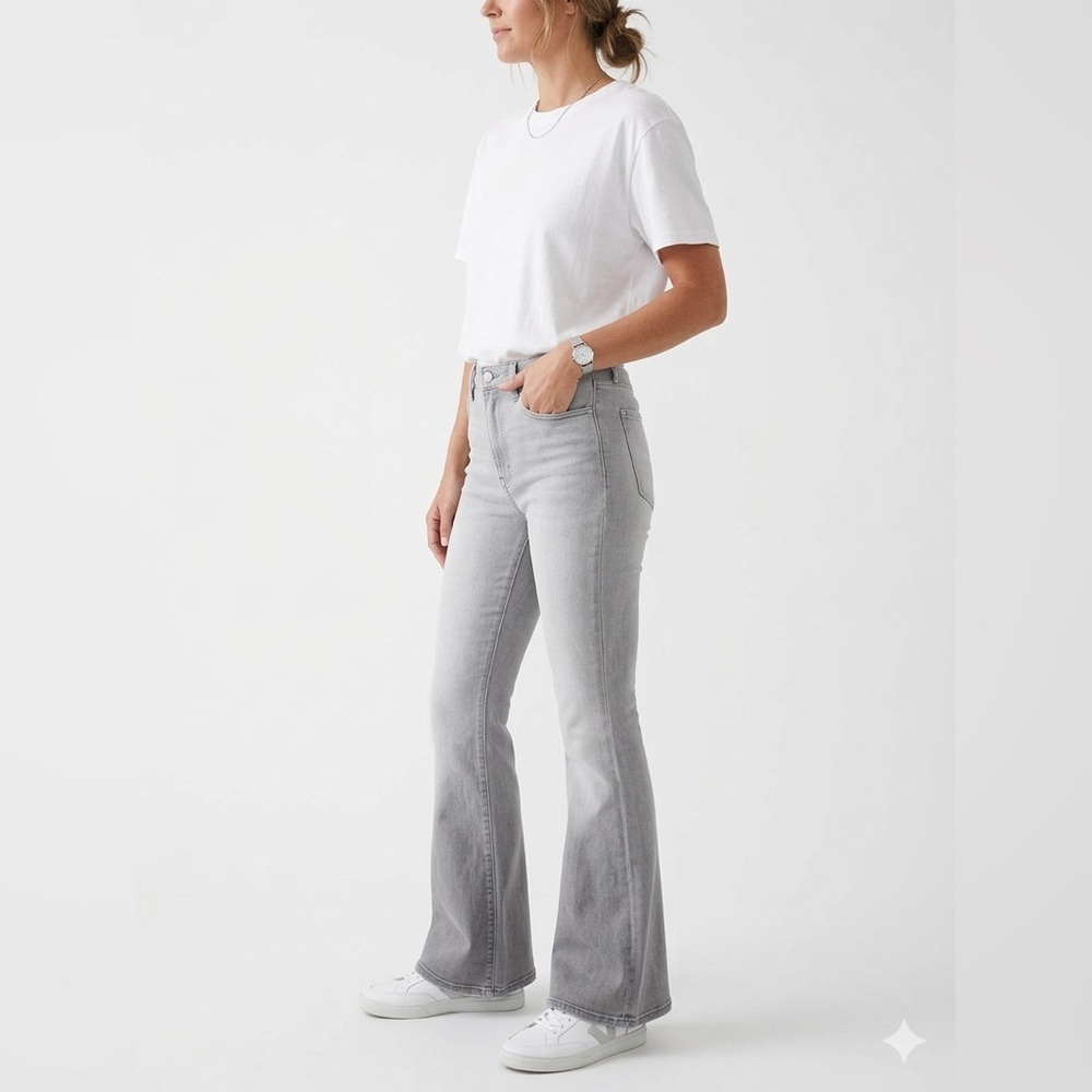 Articles of Society Gray Flare Jeans Stretch Bell Bottom Mid Rise Women’s Denim